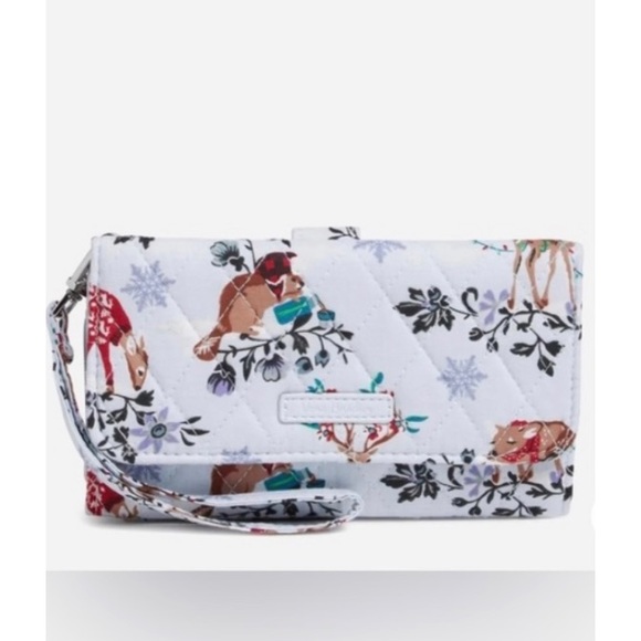 Vera Bradley RFID Smartphone Wristlet Cotton Quilted ✨ Merry Mischief Snow Day - Picture 14 of 16